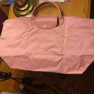 Mother’s Day gift -decided she wanted a smaller size- brand new with tags